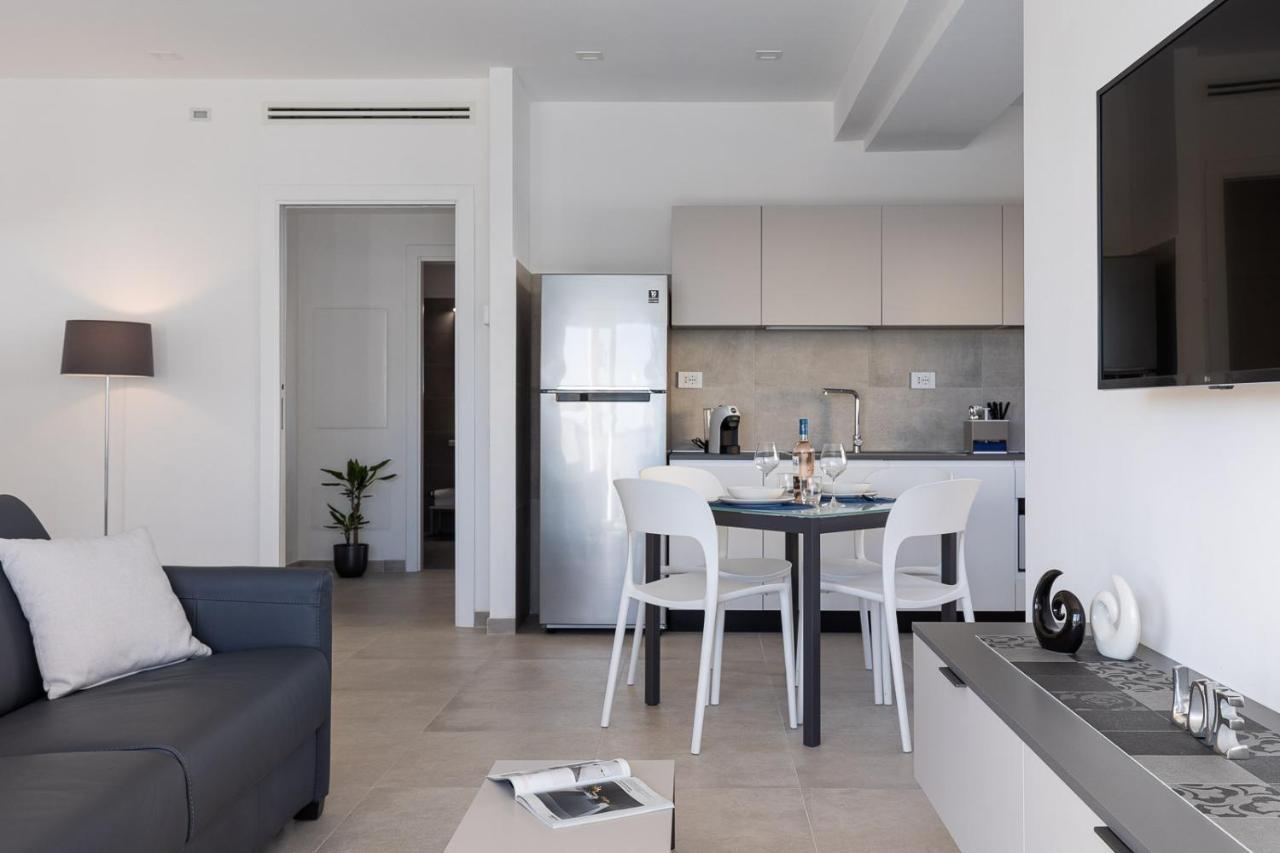 Oneweek Gaeta Suites And Apartments Exterior foto