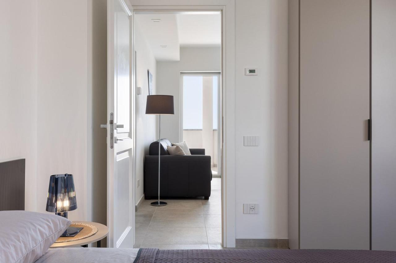 Oneweek Gaeta Suites And Apartments Exterior foto